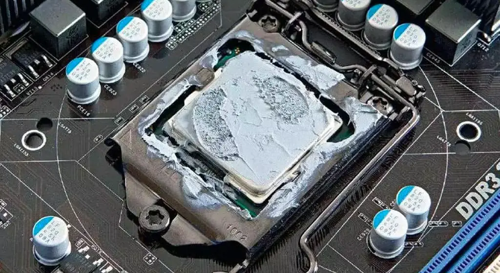 Too much thermal paste
