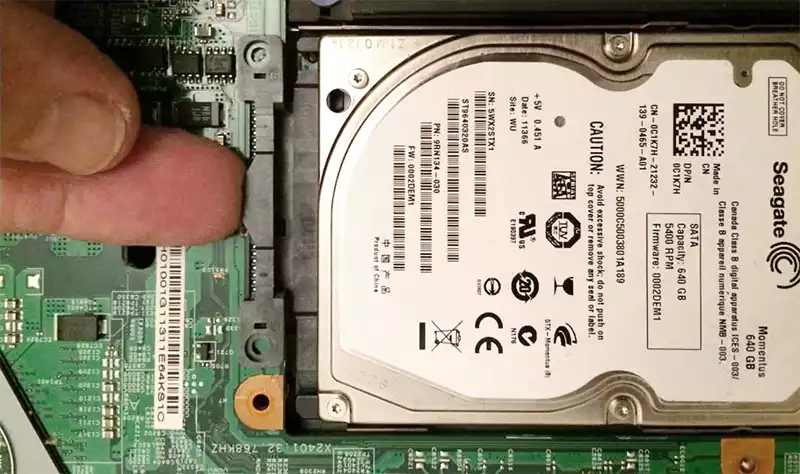 Getting around the hard drive not installed on Dell laptop error.